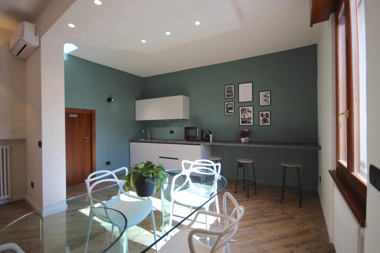 Case Vr Holiday Vittorias Flat فيرونا المظهر الخارجي الصورة