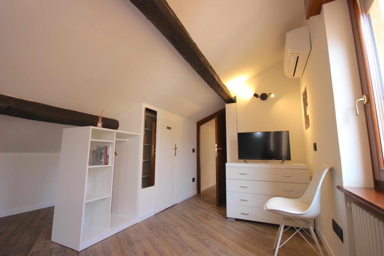 Case Vr Holiday Vittorias Flat فيرونا المظهر الخارجي الصورة